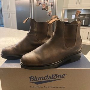 Blundstone size 4 AUS size 7 US women’s